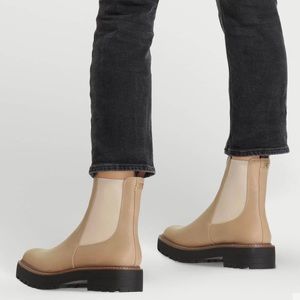 Sam Edelman Laguna Chelsea Boot (Size 8.5) Sesame Leather
